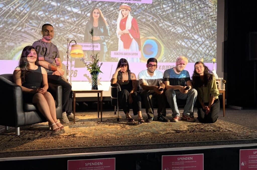 Zuschauer beim Filmabend Angels of Sinjar